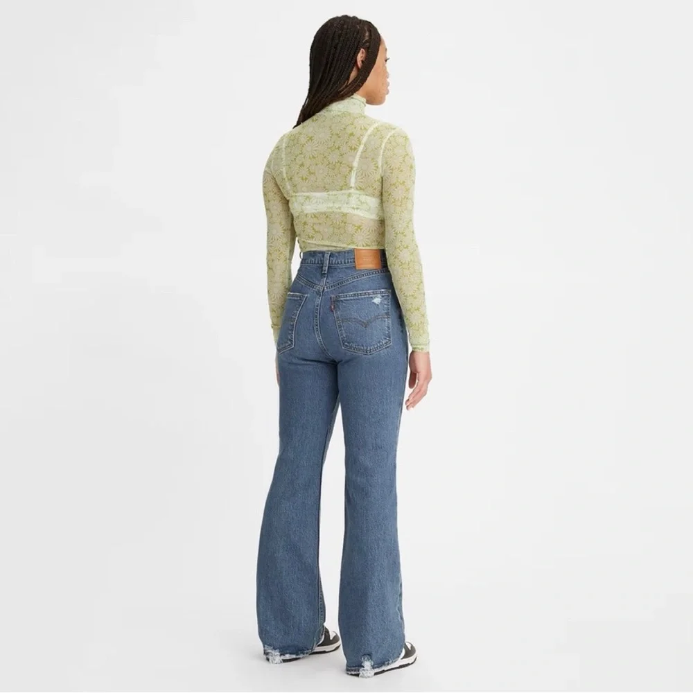 Levi’s 70’s High Flare Jeans 27
